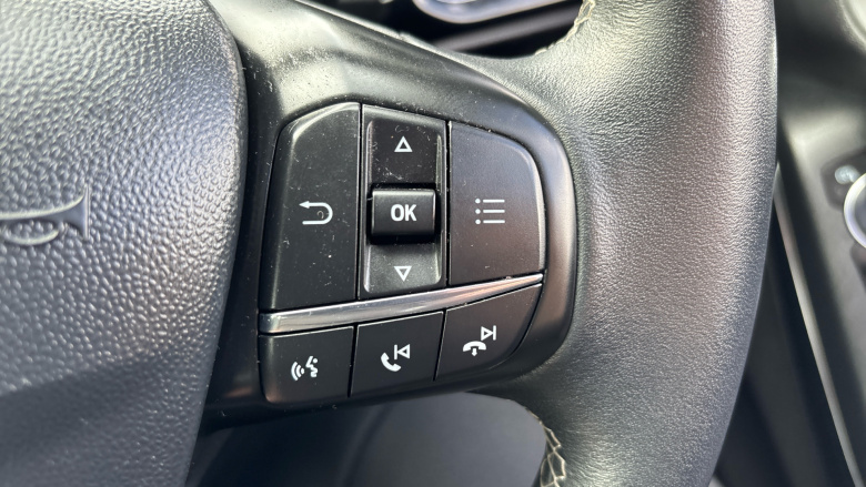 Ford Fiesta 1.0 EcoBoost Titanium 5dr Petrol Hatchback